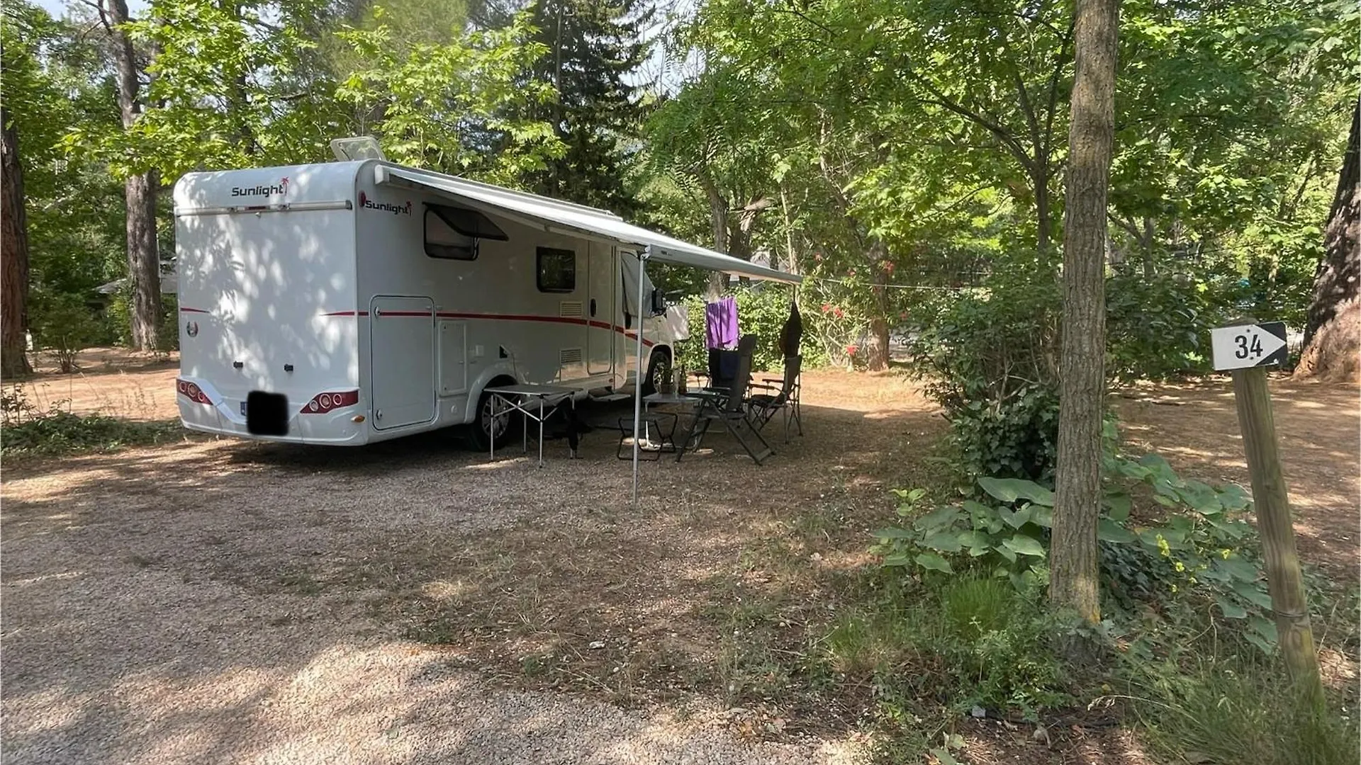 Campsite Camping Sainte Victoire Beaurecueil